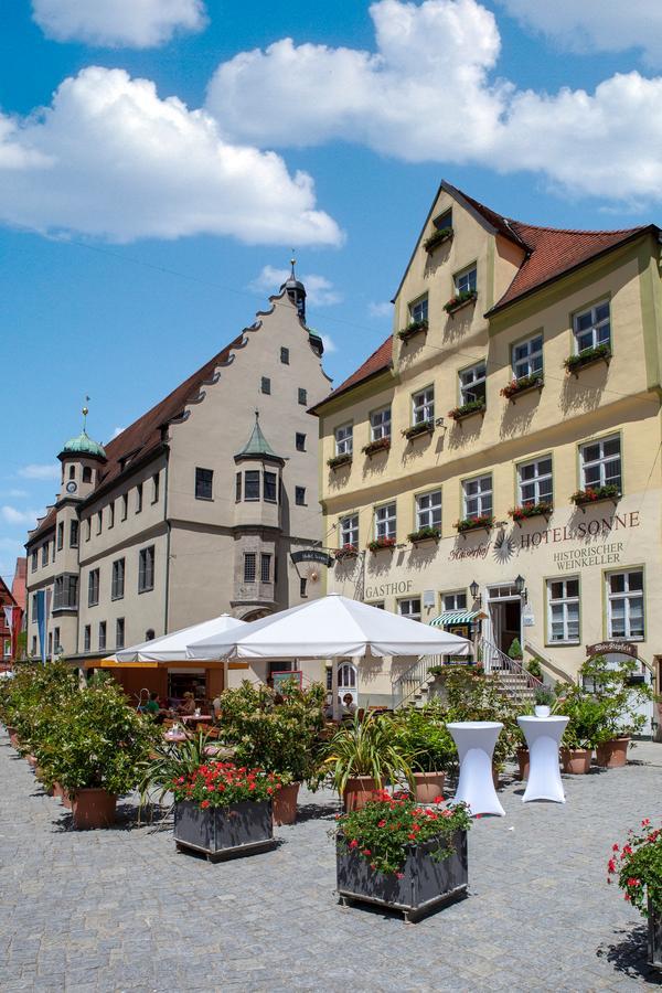 Kaiserhof Hotel Sonne Nördlingen Exteriör bild